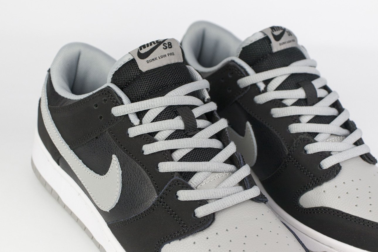 Nike dunks black outlet and grey