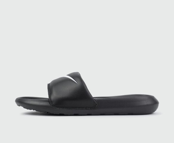 Шлёпки Nike Victori One Wmns Black