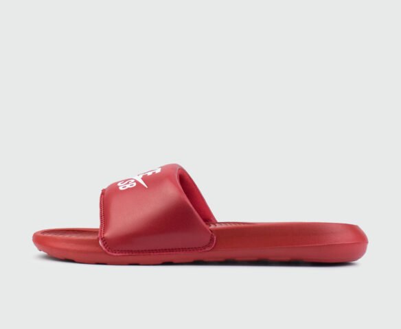 Сланцы Nike SB Victori One Wmns Red