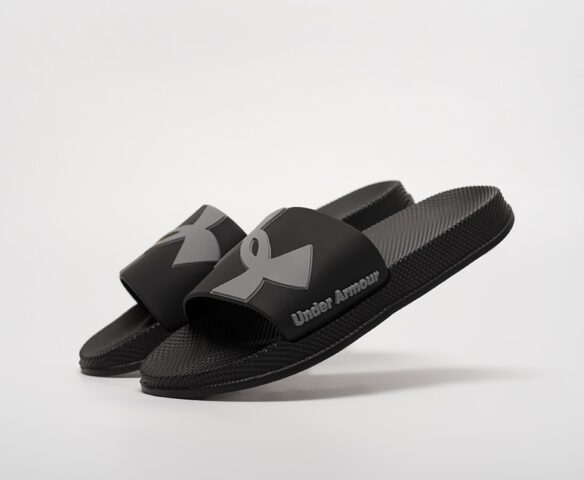 Сланцы Under Armour +