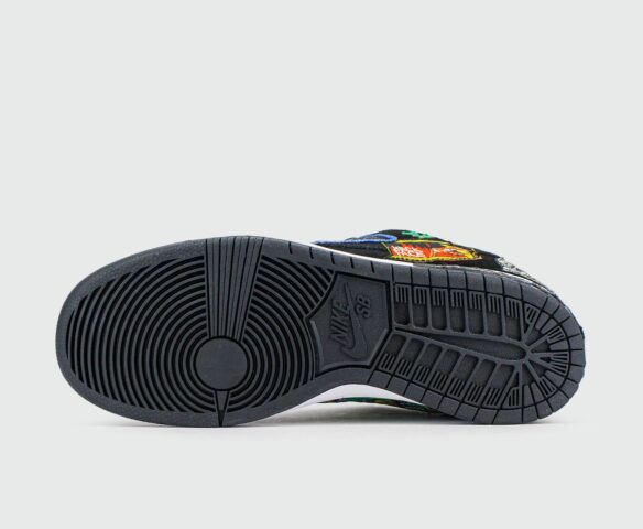 Nike Dunk Low SB x Neckface Wmns. Вид 4